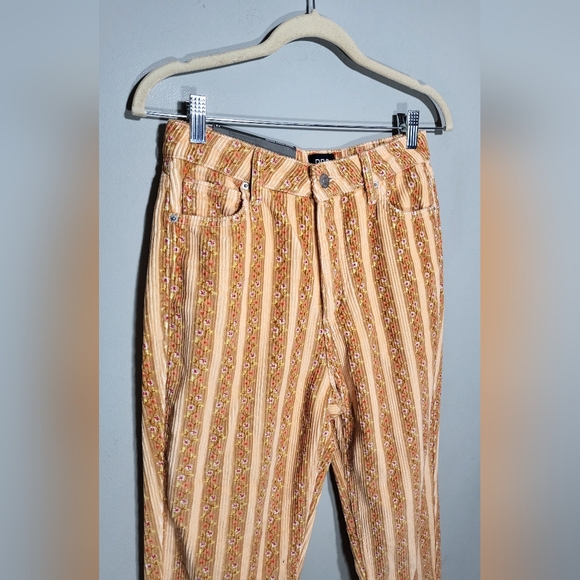 NWT BDG Mom High Rise Pants | Size 27 | Ditsy Corduroy | Urban Outfitters - Picture 6 of 13